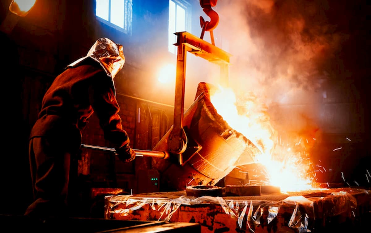 preparing metal for metal recycling